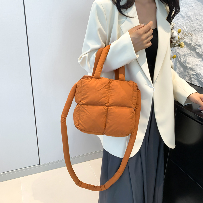 Fashion New Down Bag Crossbody Bag Soft Cotton Pillow Bag Single Shoulder Underarm Bag Cloud Bag Women's Bag